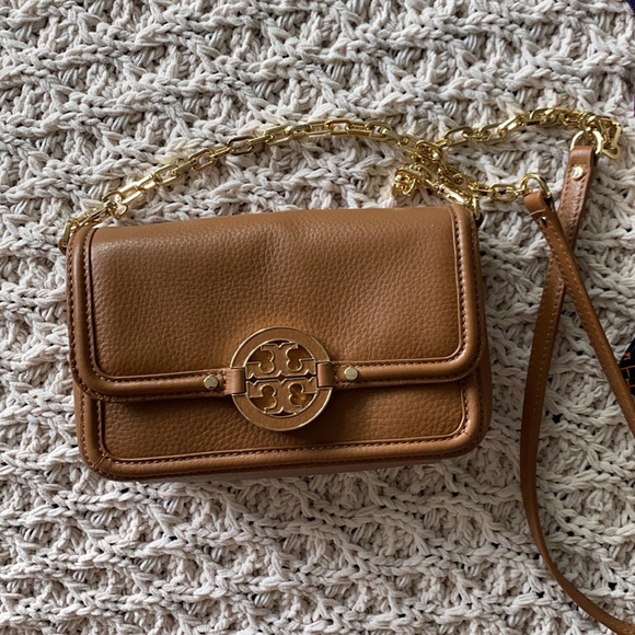 Authentic Tory Burch Amanda mini crossbody - Picture 2 of 5